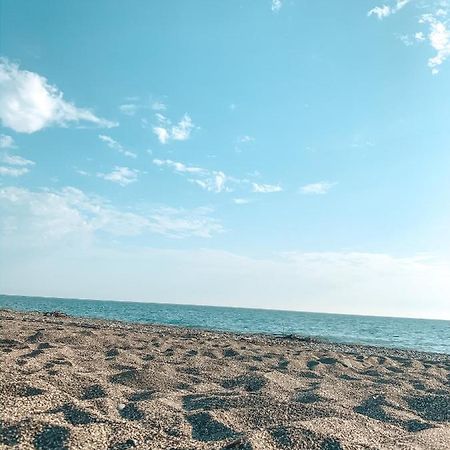 Гостевой Дом Анастасия Sukhumi Esterno foto