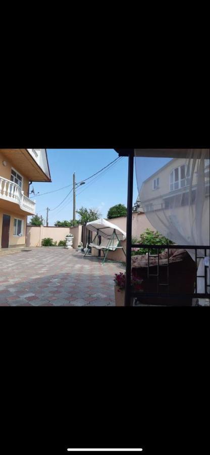 Гостевой Дом Анастасия Sukhumi Esterno foto